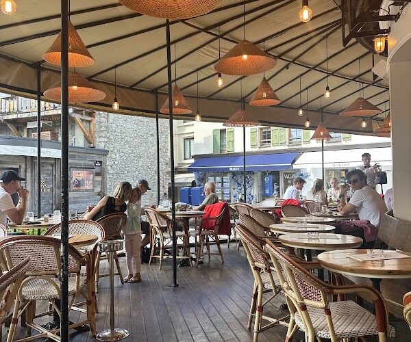 Restaurant Le Hibou Blanc – Megève à Megève, France