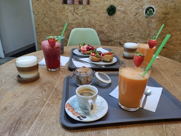 Restaurant Le Jardin de Line à Saint-Priest, France