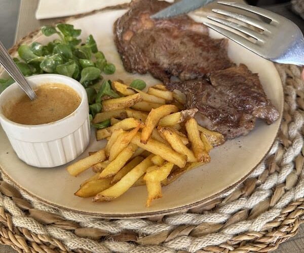 Restaurant Le Marmiton à Roquebrune-sur-Argens, France