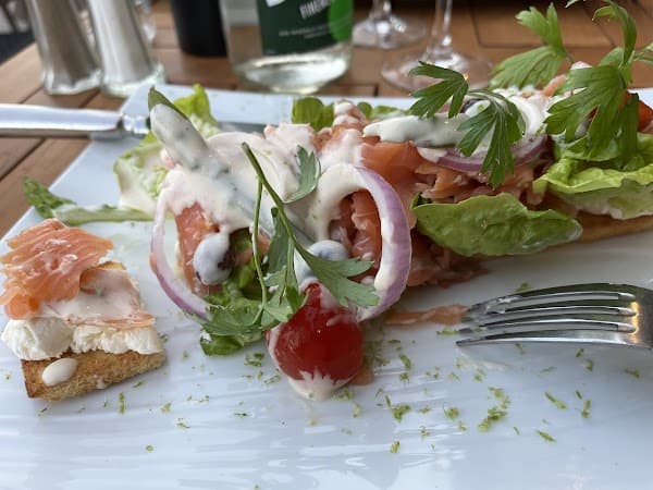 Restaurant Le Paradis Marin à Saint-Laurent-du-Var, France