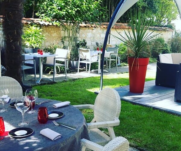 Restaurant Le Parvis à Saintes, France
