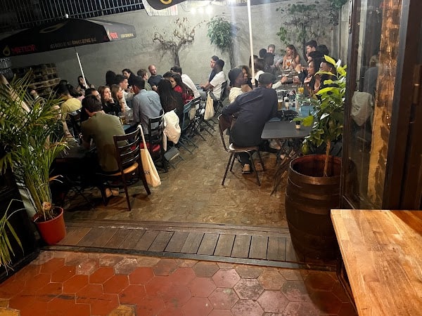 Restaurant Le Patio à Montreuil, France