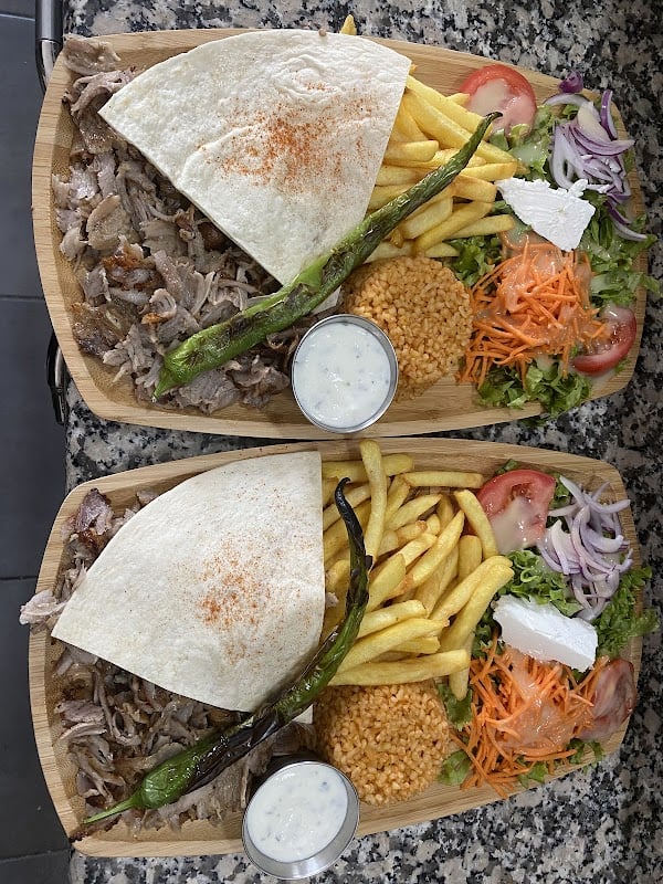 Restaurant Le Petit Palace à Saint-Priest, France