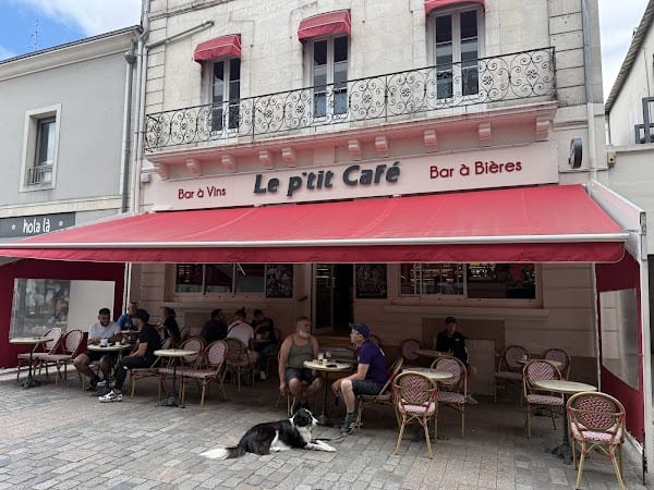Restaurant Le P’tit Café à Cholet, France