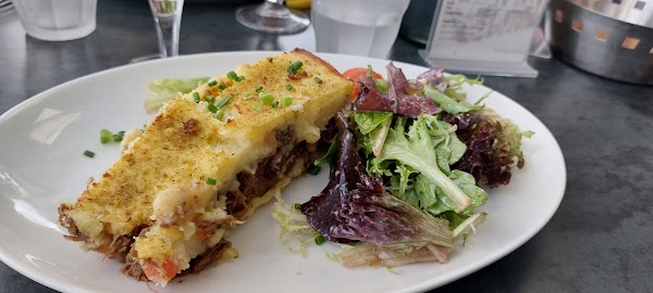 Restaurant Le Quai Gourmand à Saint-Priest, France