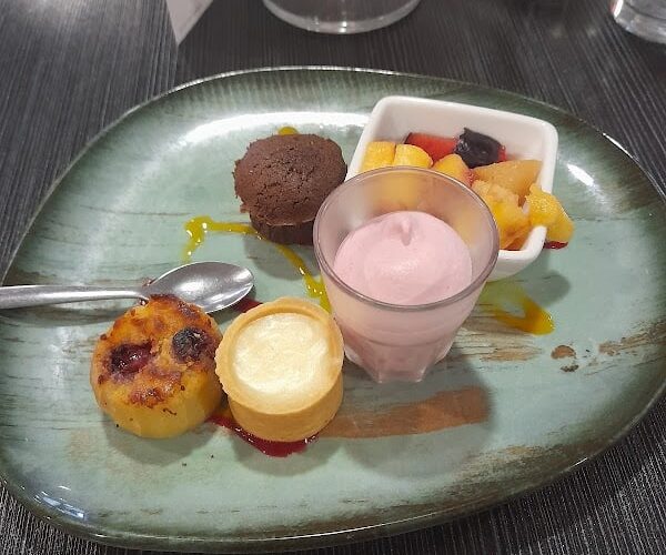 Restaurant Le Quai Gourmand à Saint-Priest, France