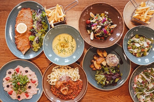 Le Quai Steffen Gare de Luxembourg | Restaurant à Luxembourg, Luxembourg