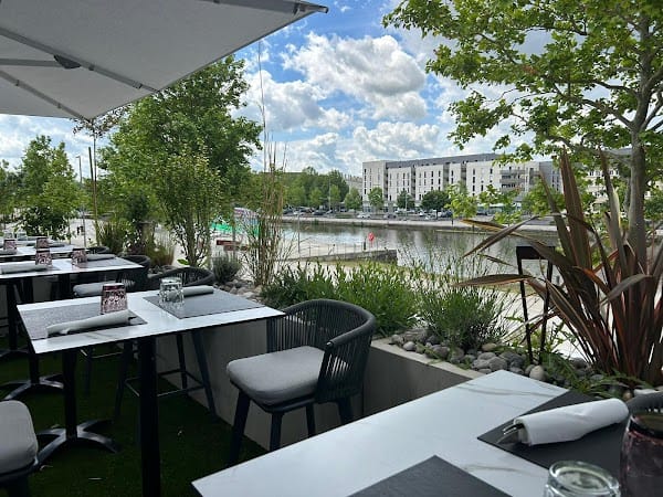 Restaurant Le Raphaël à Caen, France