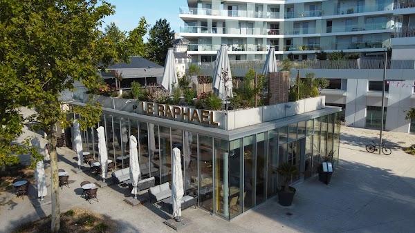 Restaurant Le Raphaël à Caen, France