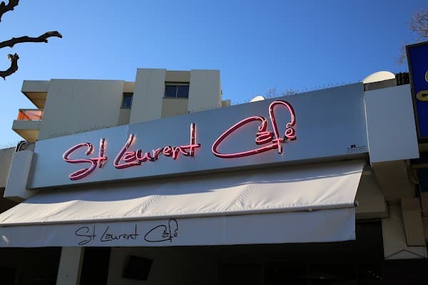 Restaurant Le Saint-Laurent Café à Saint-Laurent-du-Var, France