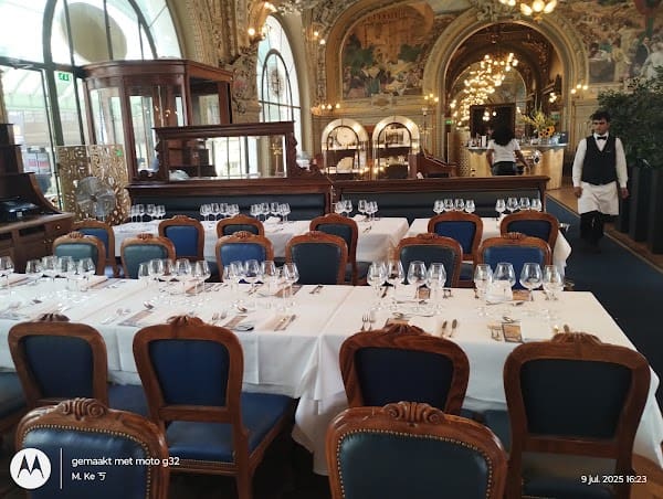Restaurant Le Train Bleu à Paris, France