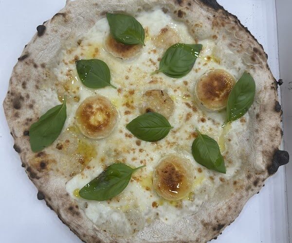 Restaurant L’Eden Pizza à Fontvieille, France