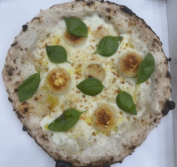 Restaurant L’Eden Pizza à Fontvieille, France