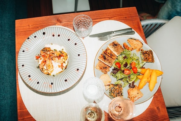 L’Endroit de la Mer – Restaurant à Saint-Laurent-du-Var, France