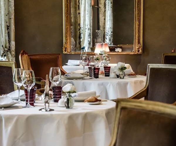 Restaurant Les Cèdres – Bertrand Frères à Granges-les-Beaumont, France