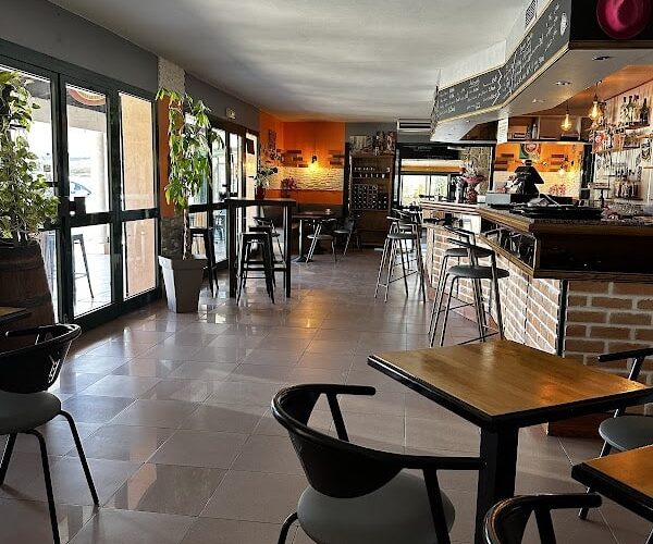 Restaurant Les Coloniaux à Fréjus, France