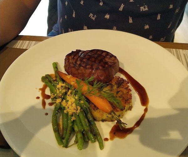 Restaurant Les Commis à Contrexéville, France