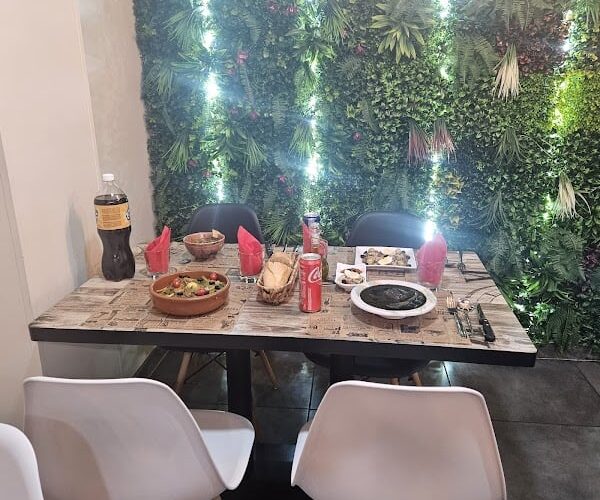 Restaurant Les délices de Carthage à Saint-Priest, France