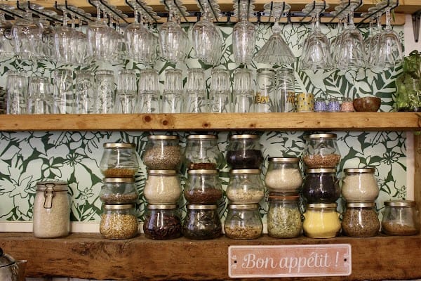 Restaurant Les Gens Heureux à Caen, France