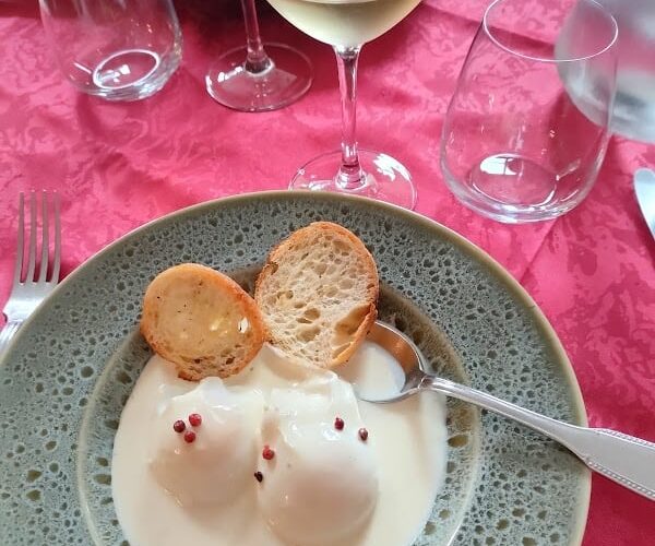 Restaurant Les Gourmets de la Tour Bajole à Couches, France