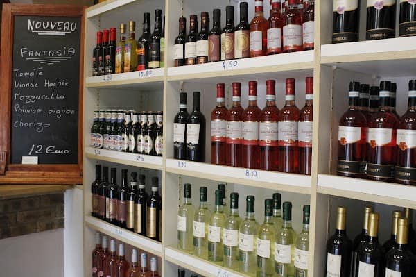 Restaurant Les Pizzas du Puits Vieux à Saint-Priest, France