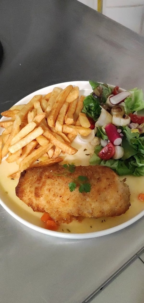 Restaurant Les Remparts à Montreuil-sur-Mer, France