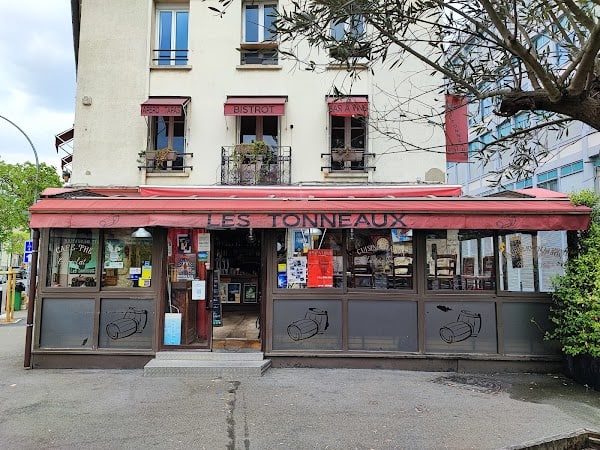 Restaurant Les Tonneaux à Montreuil, France