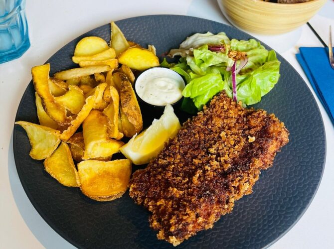 Restaurant Les trois mâts à Ouistreham, France