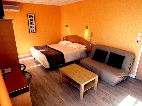 Logis Hôtel-Restaurant le Mirador à Portiragnes, France