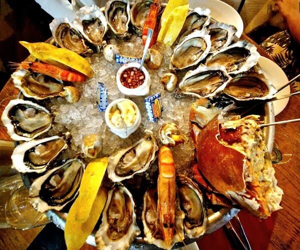 L’Oyster Bar – Restaurant coquillage à La Ciotat, France