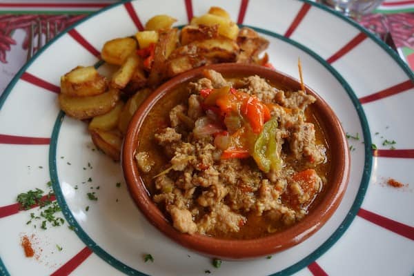 LTB-La Table Basque Studio-Hôtel-Restaurant à Biarritz, France