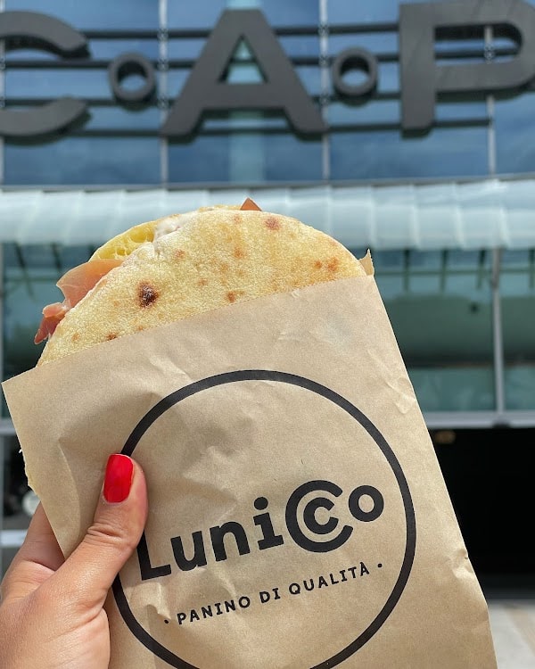 Restaurant Lunicco – Cap3000 à Saint-Laurent-du-Var, France