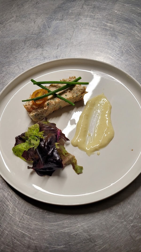 m Restaurant à Pau, France