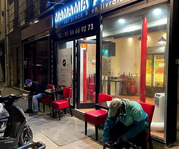 Restaurant Mama Mia Pizza à Paris, France
