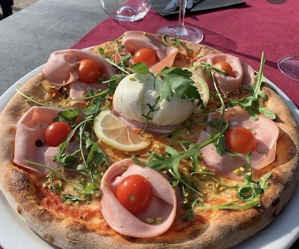 Restaurant Mani in Pasta à Saint-Laurent-du-Var, France