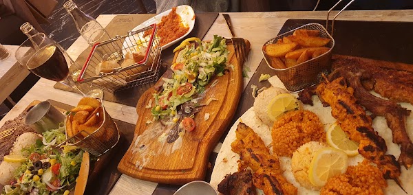 Marmarays Restaurant (nefis Kebab) à Saint-Priest, France