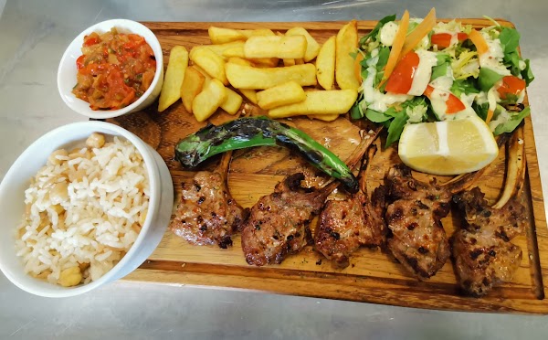 MAVIE HARMAN Elysées Restaurant Turc&méditerranéen à Grenoble, France