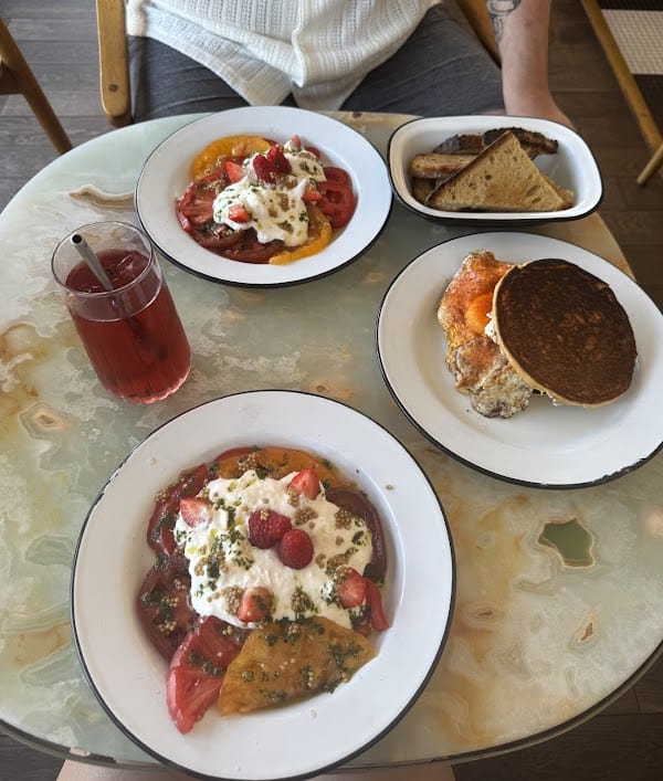 Restaurant Mayday à Les Sables-d'Olonne, France