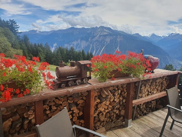 Restaurant Mayen de la Cure à Crans-Montana, Suisse