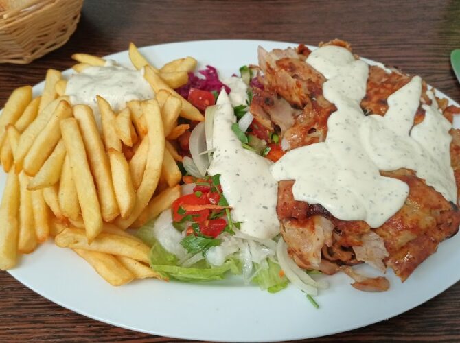 Restaurant Mido Lux Kebab à Echternach, Luxembourg