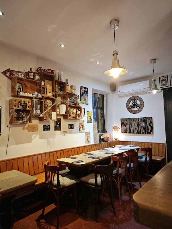 Mont-Saint-Lambert / Bar Restaurant à Luxembourg, Luxembourg