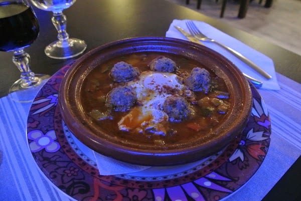 Restaurant Notre Dame De Pique à Poitiers, France