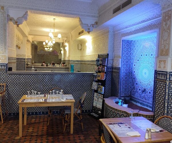 Restaurant Notre Dame De Pique à Poitiers, France