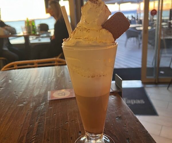 Restaurant Olas Y Tapas à Saint-Laurent-du-Var, France