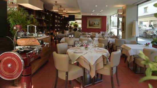 Restaurant Oliveto à Crans-Montana, Suisse