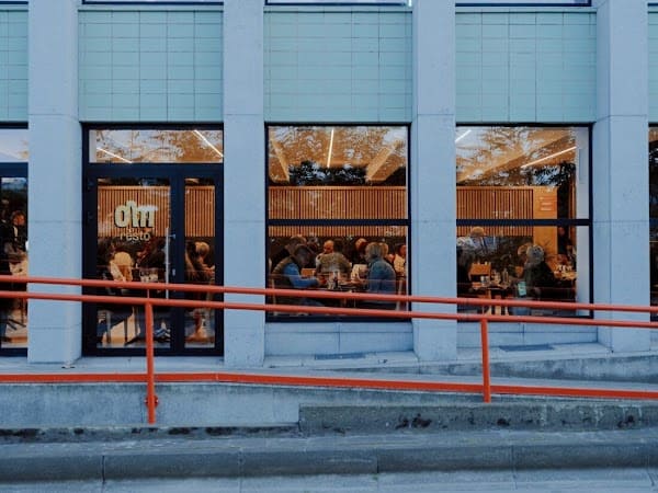 Restaurant OM resto (ouvert midi en semaine & soirs de concert dès 17h à Seraing, Belgique