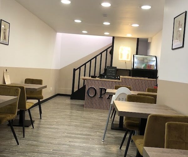 Restaurant OPA Mayenne à Mayenne, France