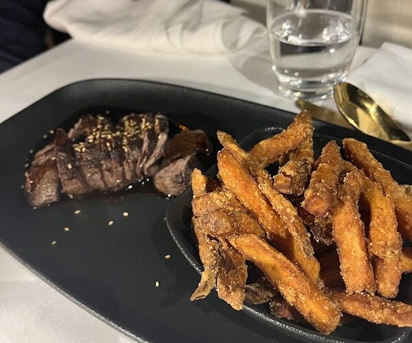 P.Kitchen restaurant bord de mer terrasse pointe rouge à Marseille, France