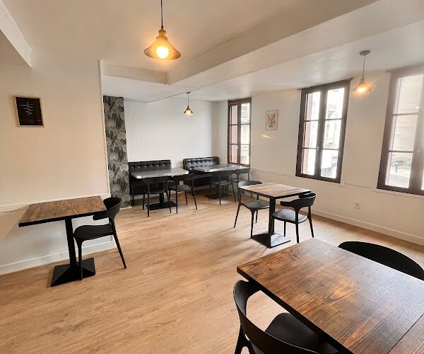 Restaurant Palace Grill-Kebab à Mayenne, France