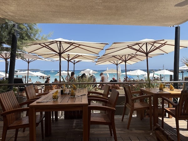 Restaurant Palm Beach Palombaggia à Porto-Vecchio, France
